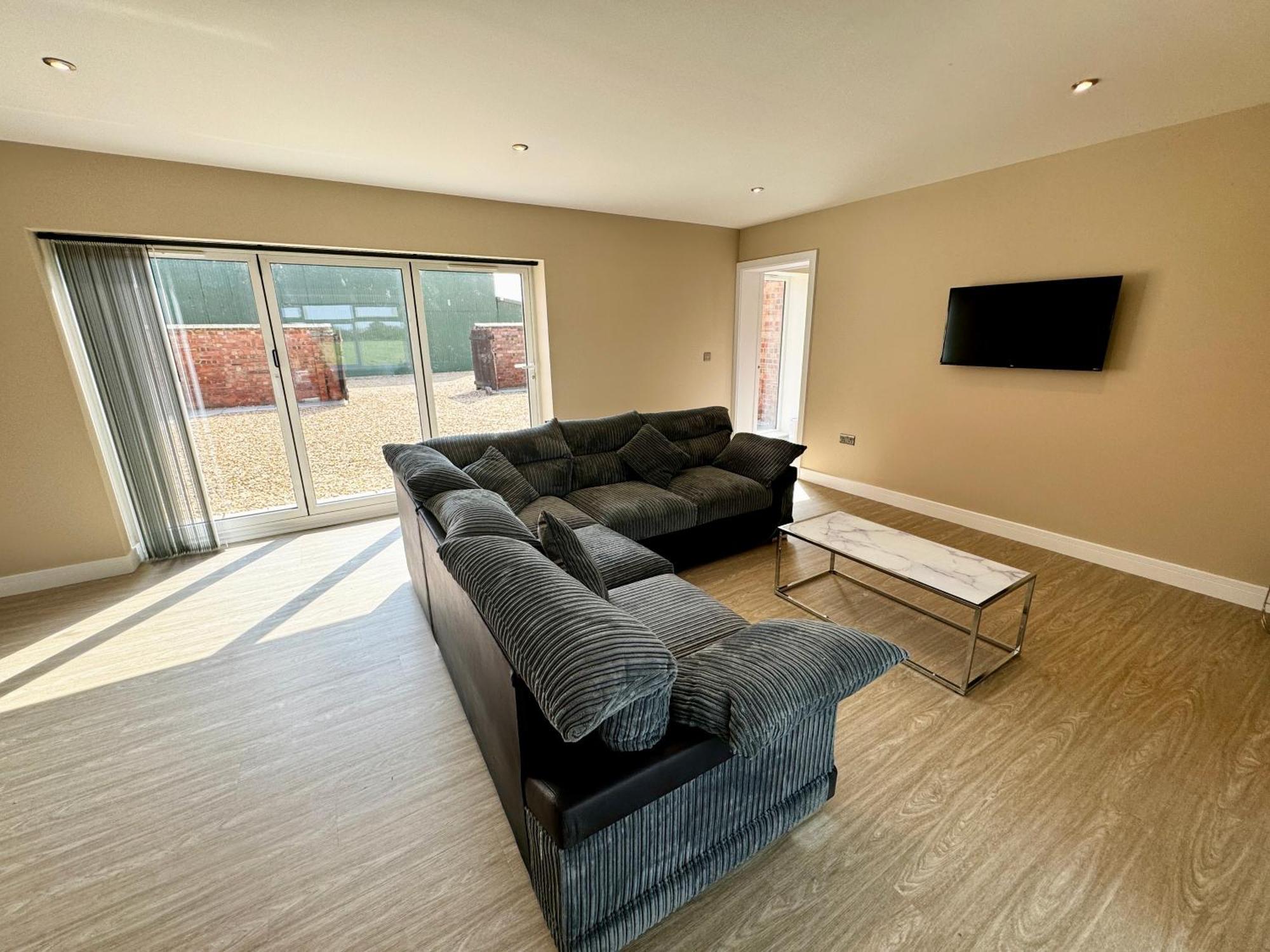 Luxury Isla Cottages, Bourne! Dog-Friendly, Countryside Views, Garden, Parking, 5Mins Pubs - Family Holiday Экстерьер фото