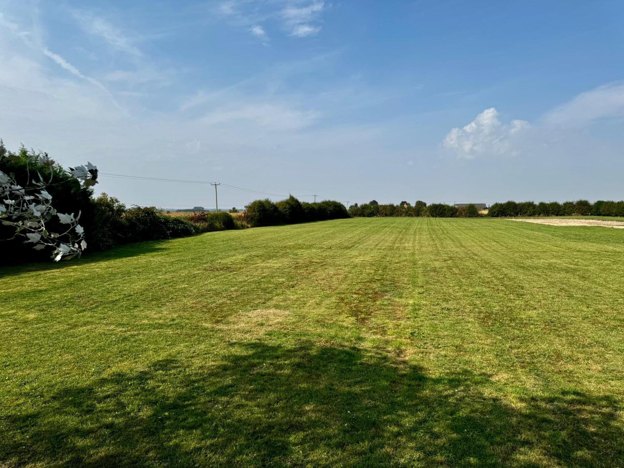 Luxury Isla Cottages, Bourne! Dog-Friendly, Countryside Views, Garden, Parking, 5Mins Pubs - Family Holiday Экстерьер фото